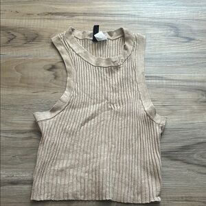 H&M Beige Ribbed Crop Top